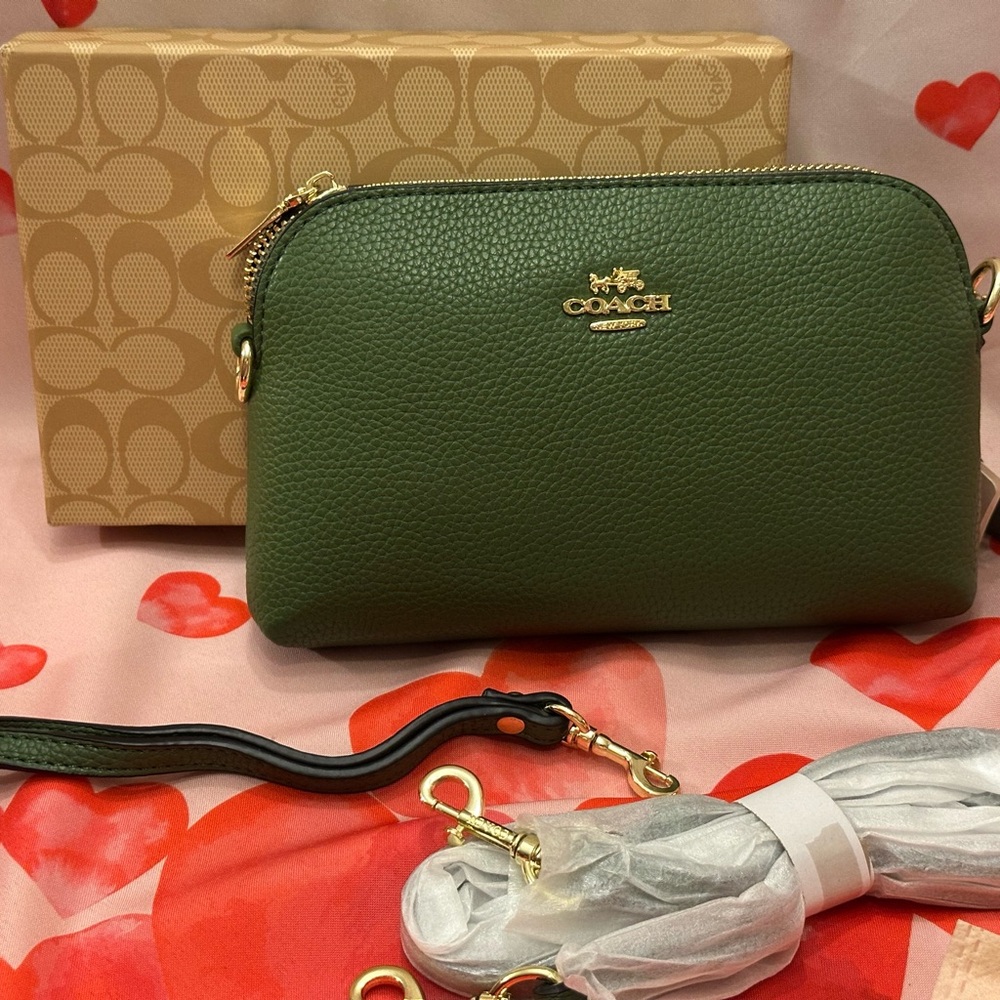 New green crossbody